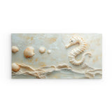Acrylglas | Meerespoesie in Sandfarben - Seepferdchen auf Muschelrelief