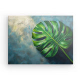 Leinwand - Stärke 2cm | Grüne Stille - Monstera-Blatt vor ruhigem Farbhintergrund
