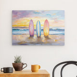 Photoboard / Hartschaum | Sunset Lineup – Surfboards am Strand bei Sonnenuntergang im Pastell-Look