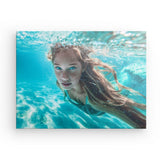 Leinwand - Stärke 2cm | Kind der Wellen - Zauberhafte Meerjungfrau im türkisfarbenen Ozean