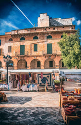 Poster (gerahmt) | Markt von Inca (Mallorca) - El mercado a la luz
