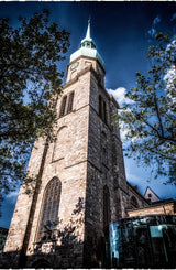 Puzzle | Dortmund higher light – St. Reinoldi-Kirche (mit weißem Retro-Rahmen)