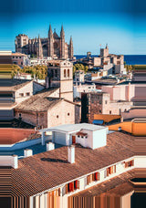 Leinwand - Stärke 4cm | Palma daylight – Malerischer Blick über die Dächer von Palma de Mallorca