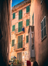 Poster (gerahmt) | Mediterrane Träume - Altstadtgasse in Palma de Mallorca