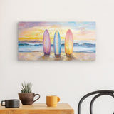 Acrylglas auf Alu-Dibond | Sunset Lineup – Surfboards am Strand bei Sonnenuntergang im Pastell-Look