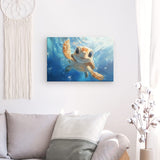 Leinwand - Stärke 2cm | Flossen voraus! - Niedliche Baby-Schildkröte im türkisblauen Meer (quer)