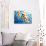 Acrylglas auf Alu-Dibond | Flossen voraus! - Niedliche Baby-Schildkröte im türkisblauen Meer (quer)