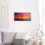 Alu Dibond (matt) | Kupferner Himmel mit ziehenden Vögeln (quer)