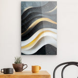 Acrylglas auf Alu-Dibond | Schneeleuchten und Sternenzug - Abstrakte Winterwellen in Schwarz, Weiß und Gold