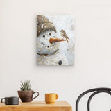 Leinwand - Stärke 2cm | Schneegeflüster auf Karottennase - Malerischer Schneemann mit Vogel