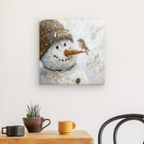 Leinwand - Stärke 2cm | Schneegeflüster auf Karottennase - Malerischer Schneemann mit Vogel