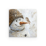 Acrylglas | Schneegeflüster auf Karottennase - Malerischer Schneemann mit Vogel