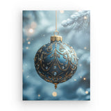 Leinwand - Stärke 2cm | Eisklare Eleganz - Bild einer grünblauen Christbaumkugel
