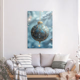 Alu Dibond (matt) | Eisklare Eleganz - Bild einer grünblauen Christbaumkugel