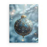 Alu Dibond (matt) | Eisklare Eleganz - Bild einer grünblauen Christbaumkugel