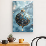 Leinwand - Stärke 2cm | Eisklare Eleganz - Bild einer grünblauen Christbaumkugel