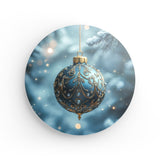 Rundes Wandbild | Eisklare Eleganz - Bild einer grünblauen Christbaumkugel