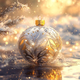 MIXPIX® | Glanzvolle Tradition - Edle Christbaumkugel mit floralen Ornamenten