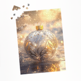 Puzzle | Glanzvolle Tradition - Edle Christbaumkugel mit floralen Ornamenten